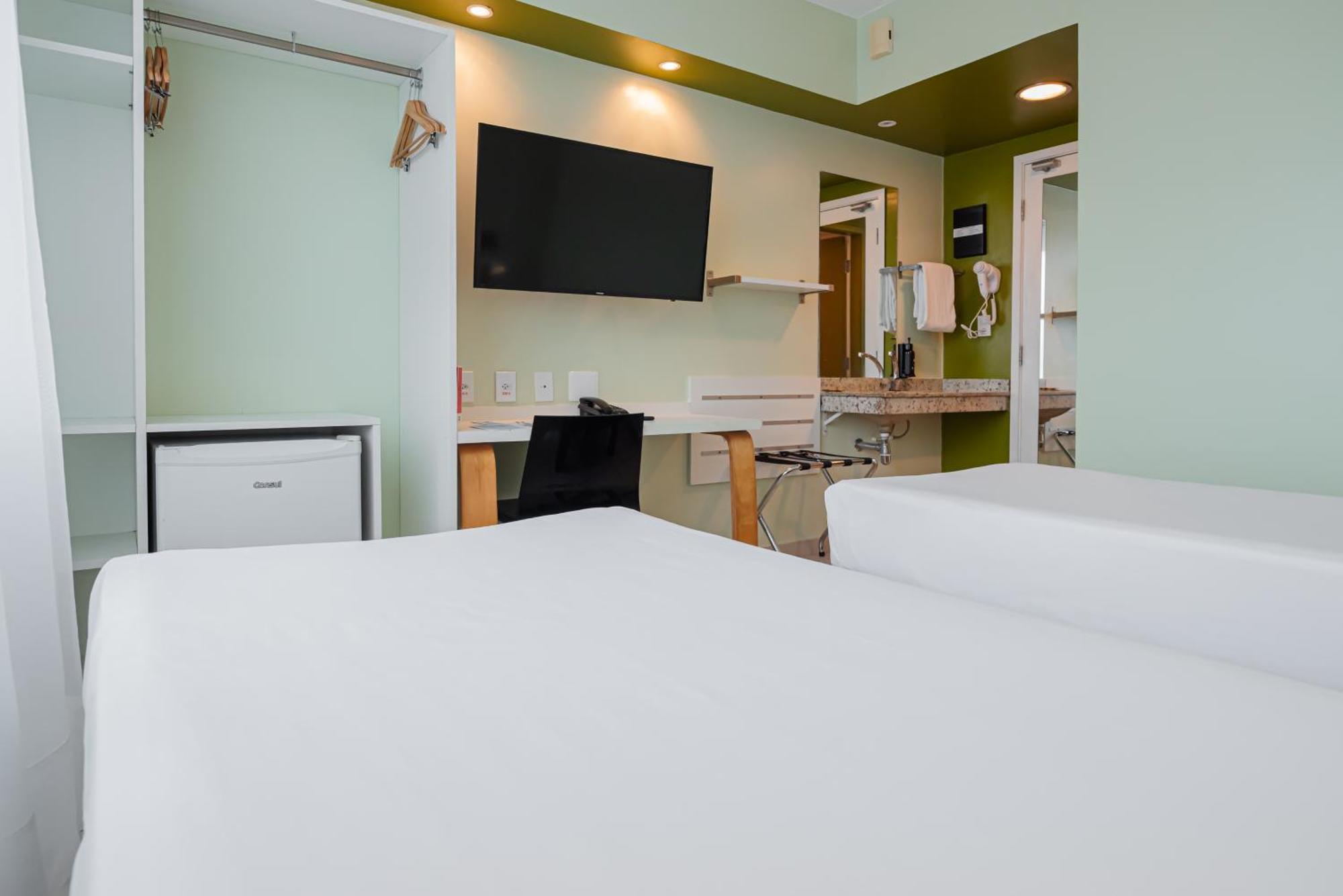Hotel Ibis Styles Manaos Extérieur photo